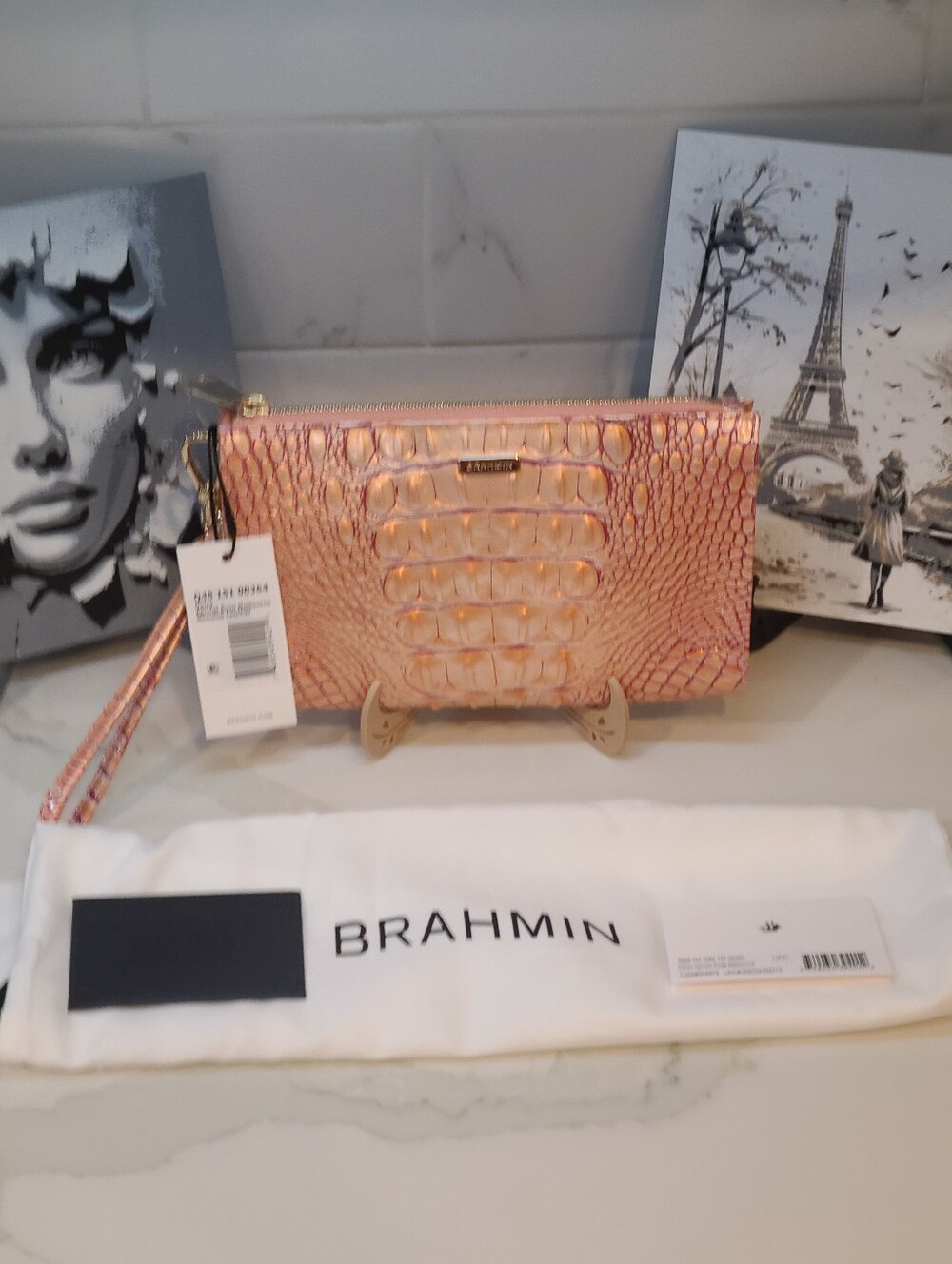 Brahmin NWT Apricot Rose Daisy Wristlet Full Inclusion